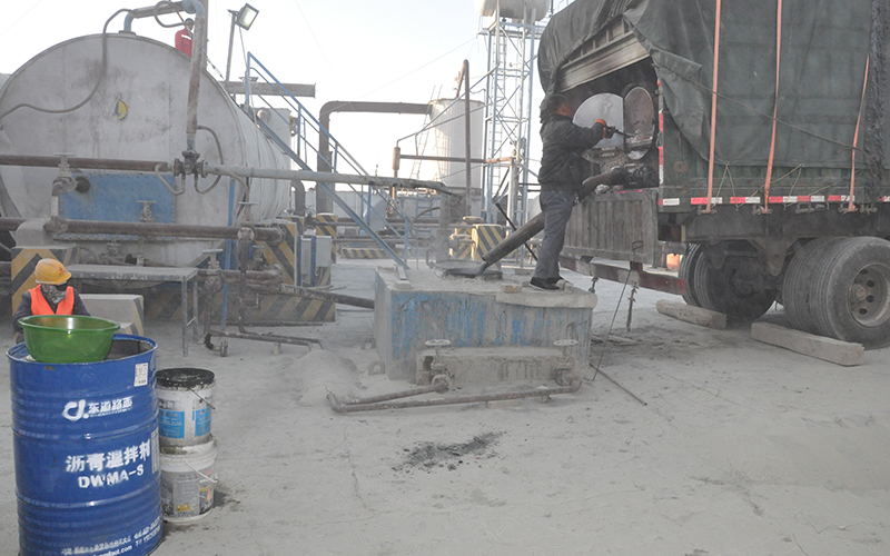 G312�U�新型温拌橡胶复合改性沥�? /></div></li>
 
	<li><div   id=